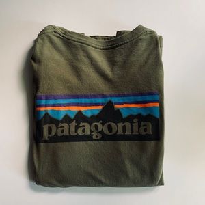 Patagonia, Men’s Large (L) long sleeve t shirt